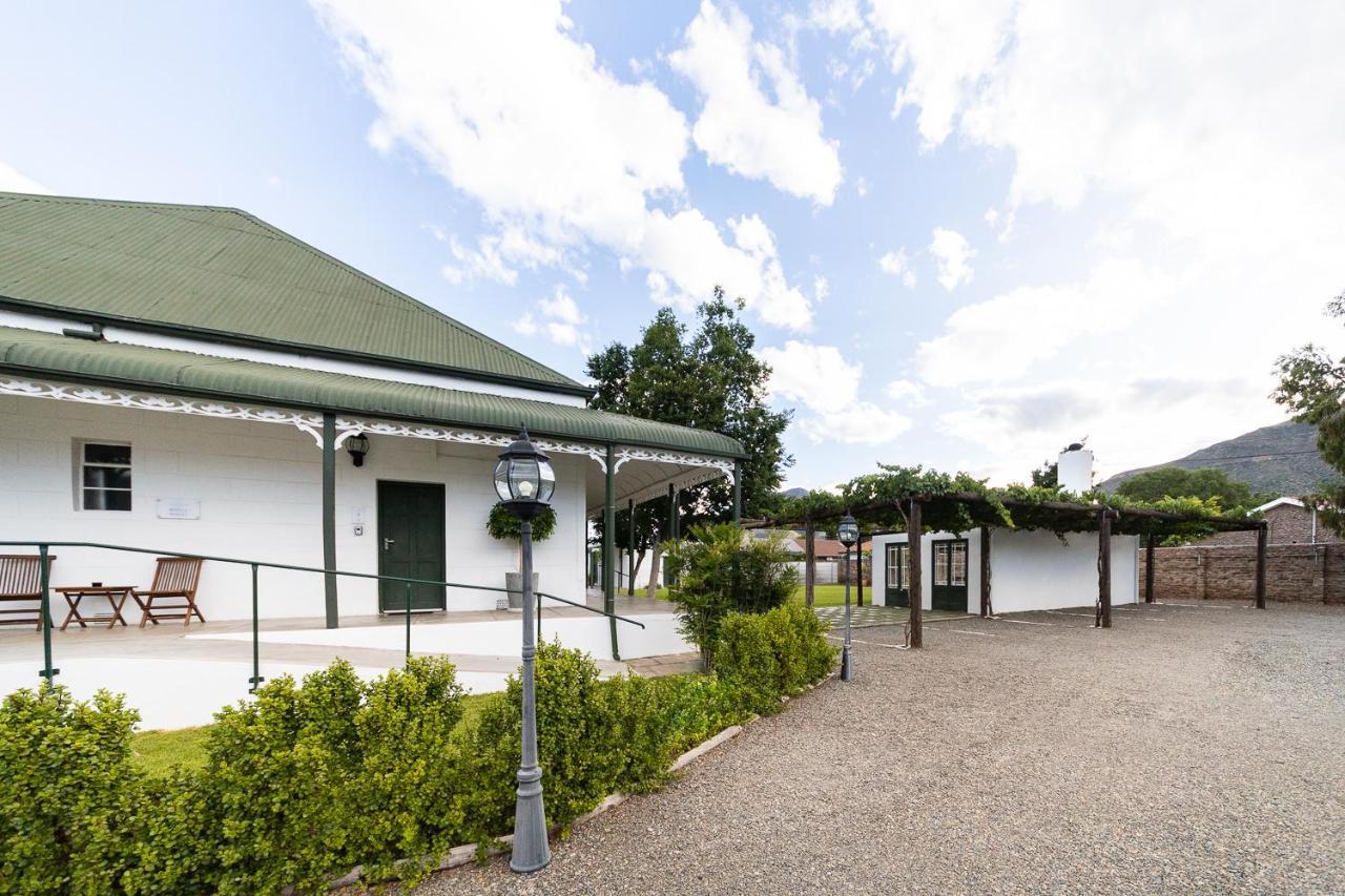 Victorian Square Guesthouse Graaff Reinet Ngoại thất bức ảnh
