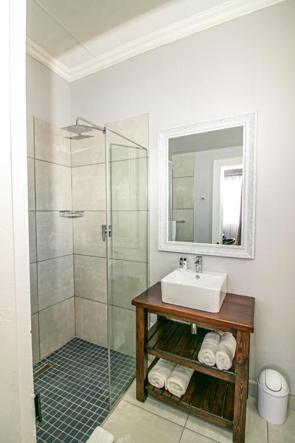 Victorian Square Guesthouse Graaff Reinet Ngoại thất bức ảnh